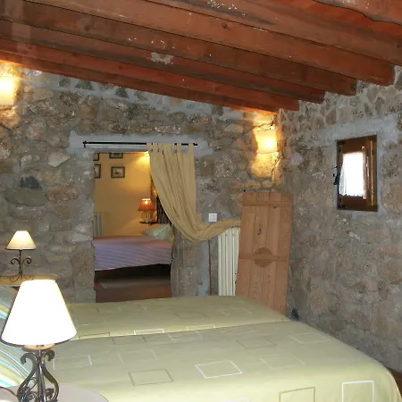 La Quinta De Los Enebrales 3*