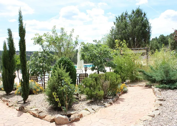 La Quinta De Los Enebrales 3*